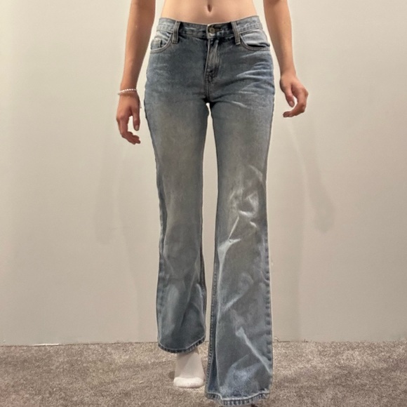 Brandy Melville Jeans Brandy Melville Quinn Jeans Poshmark